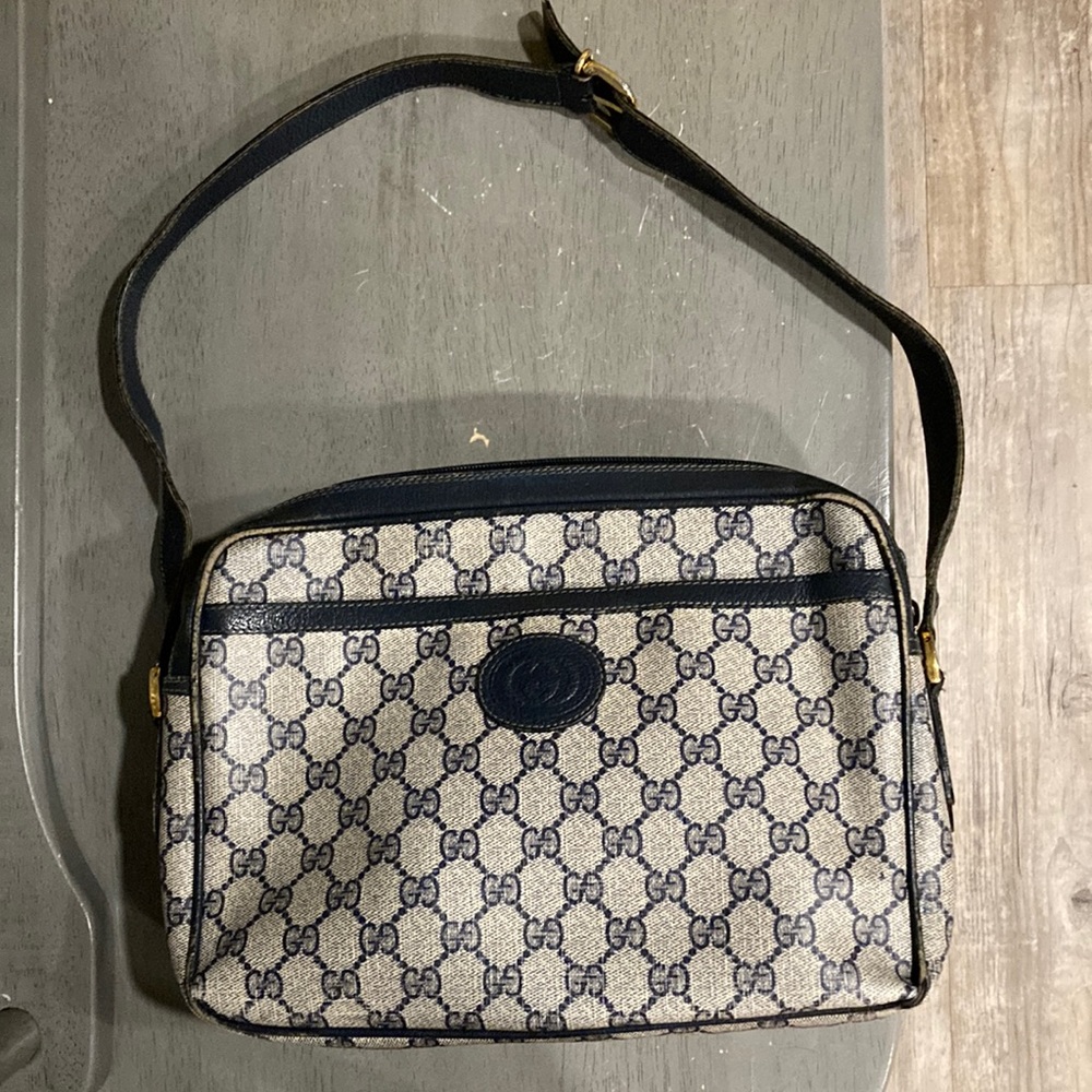 Vintage Gucci handbag